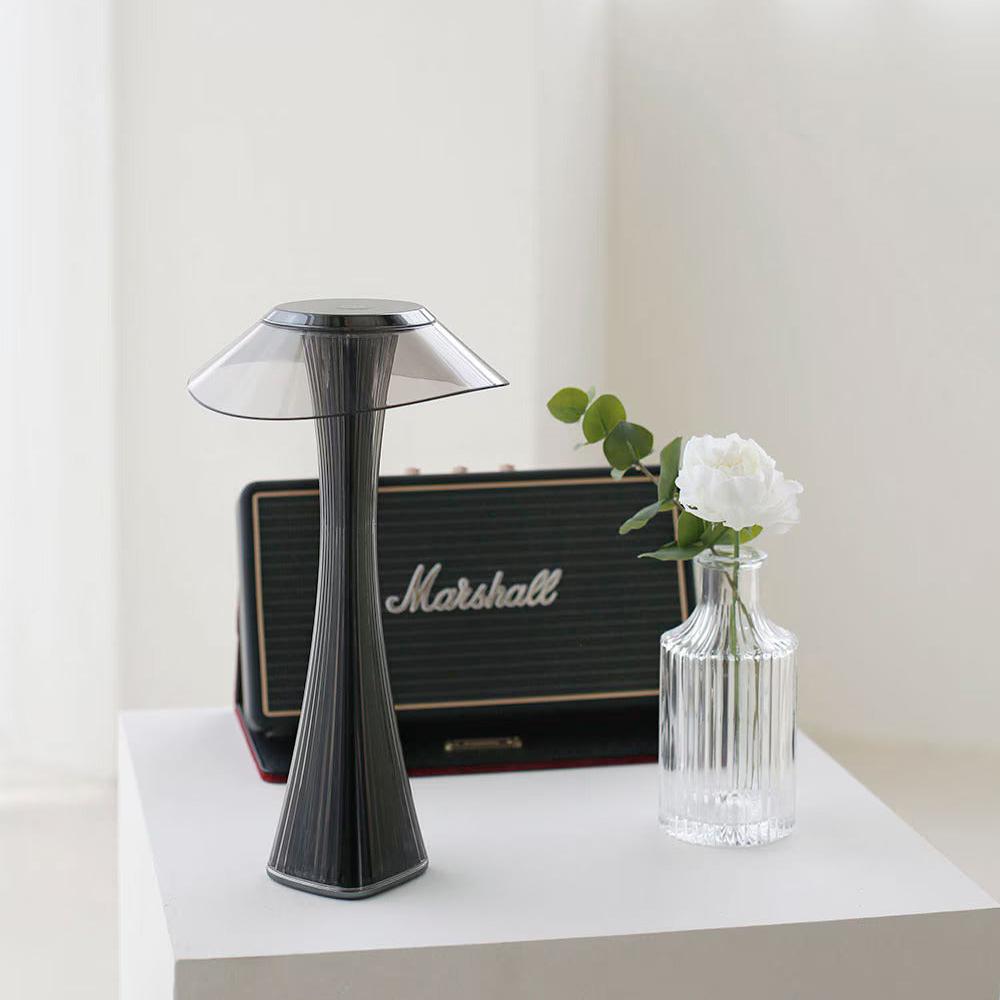 GLOWF – Flare Table Lamp