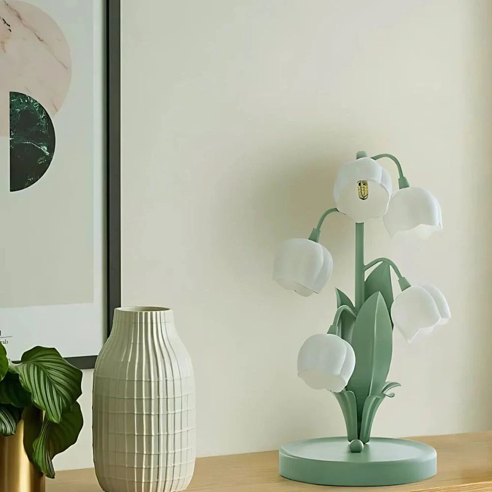 LUZ Bell Orchid Table Lamp