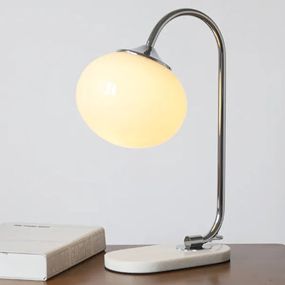 QUILLIUM – Modern Designer Table Lamp