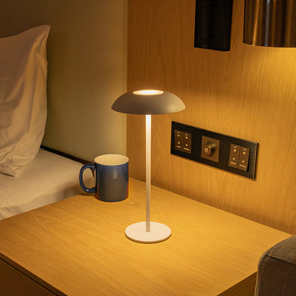 ECLIPSE Iron Table Lamp