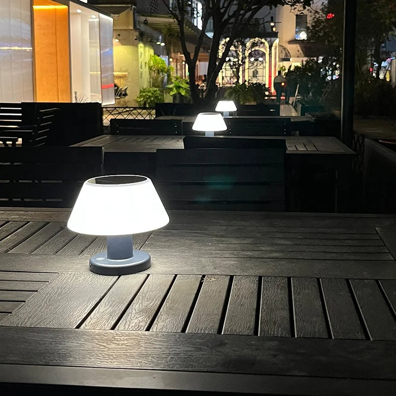 LUMIRAJ – Solar Powered Table Lamp