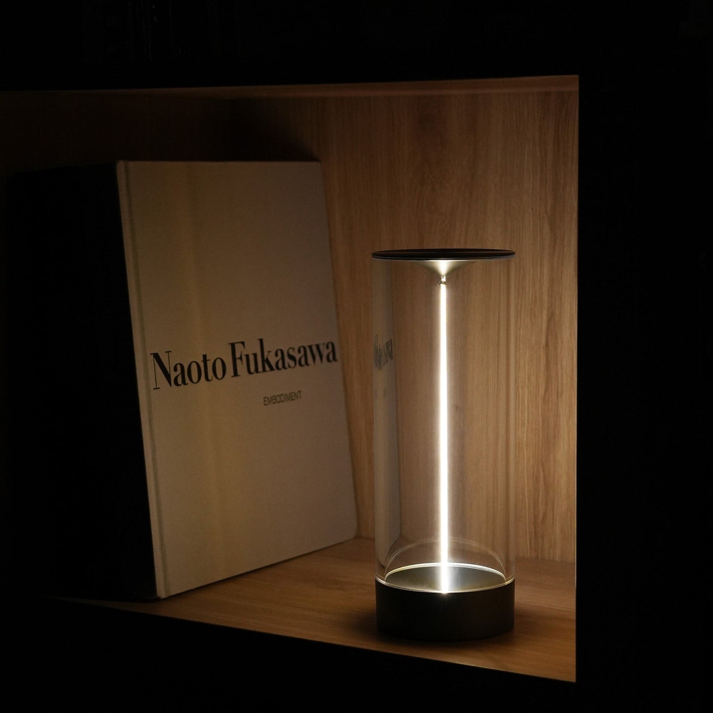 UNVEIL LightRay Table Lamp