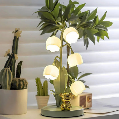 LUZ Bell Orchid Table Lamp