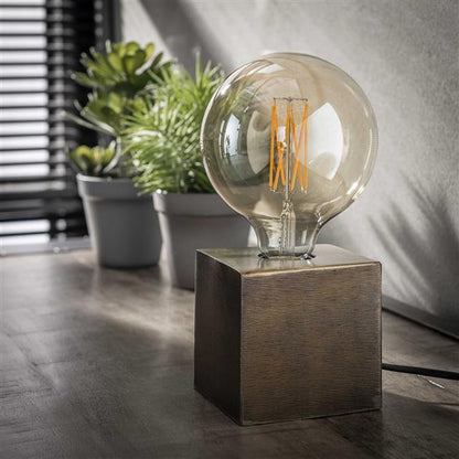 ZENTRO - Sleek Industrial Table Lamp