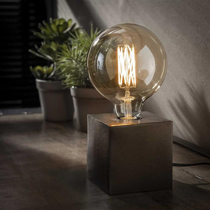 ZENTRO - Sleek Industrial Table Lamp