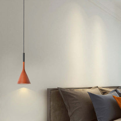 VORIC – Modern Triangle Ceiling Light