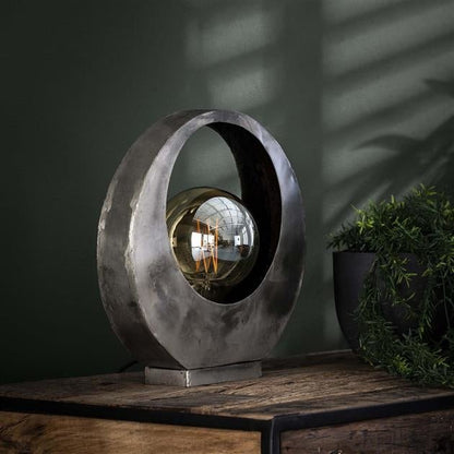 QUELUX – Industrial Metal Table Lamp