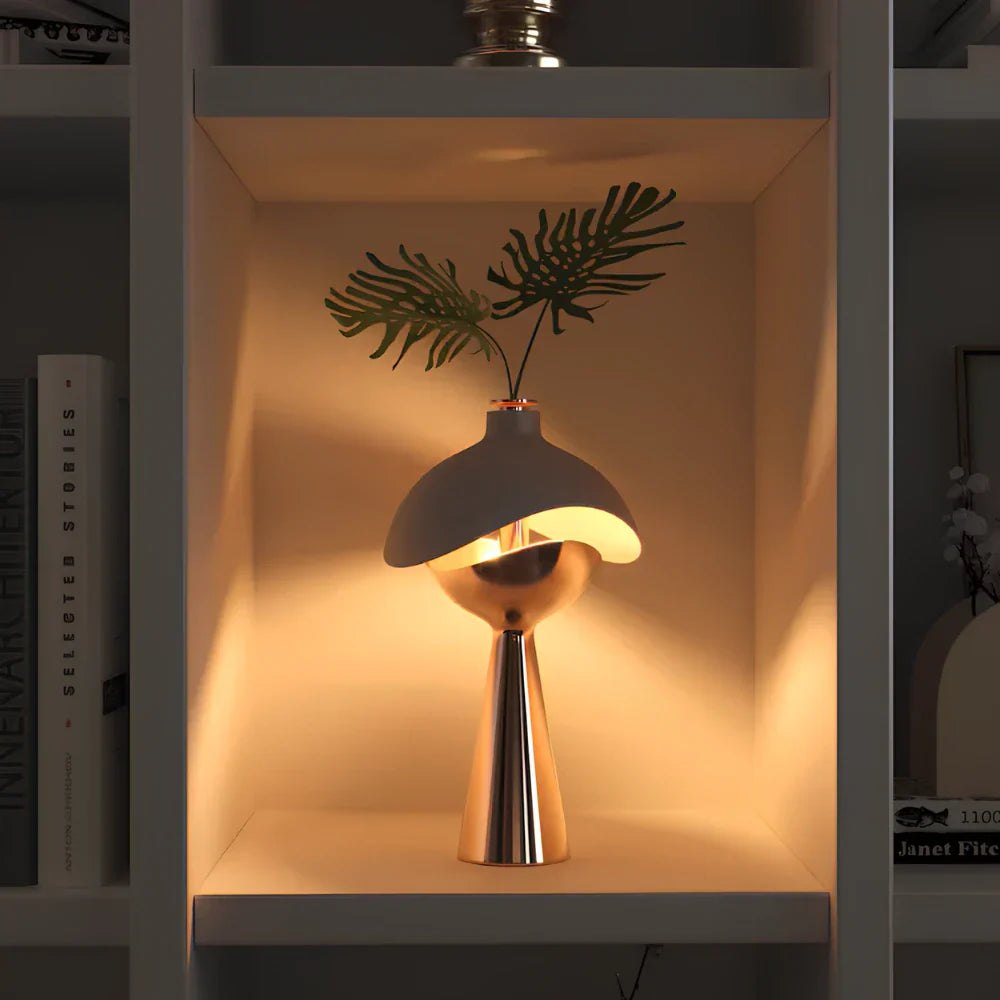 CARLINO – Contemporary Sculpted Table Lamp