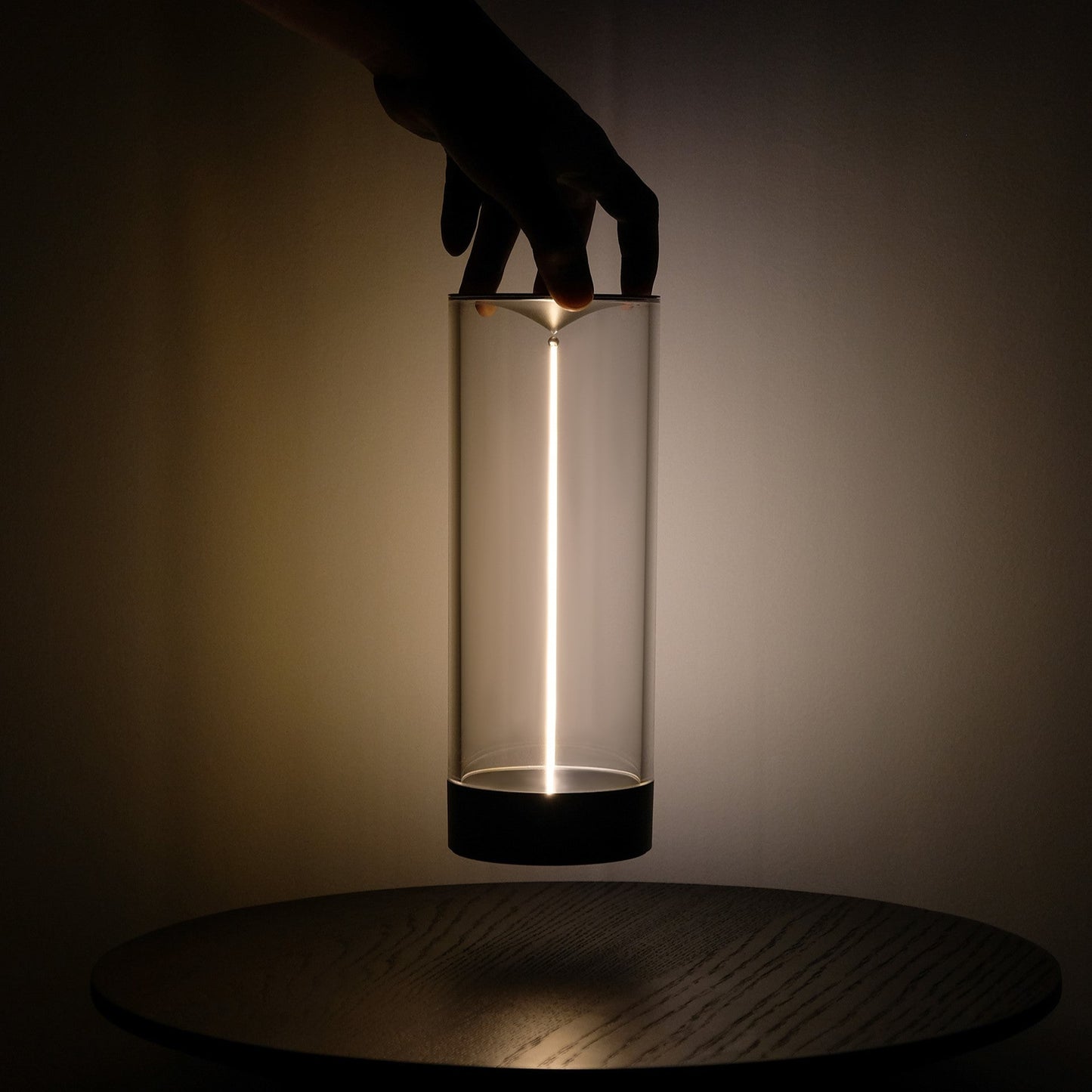 UNVEIL LightRay Table Lamp