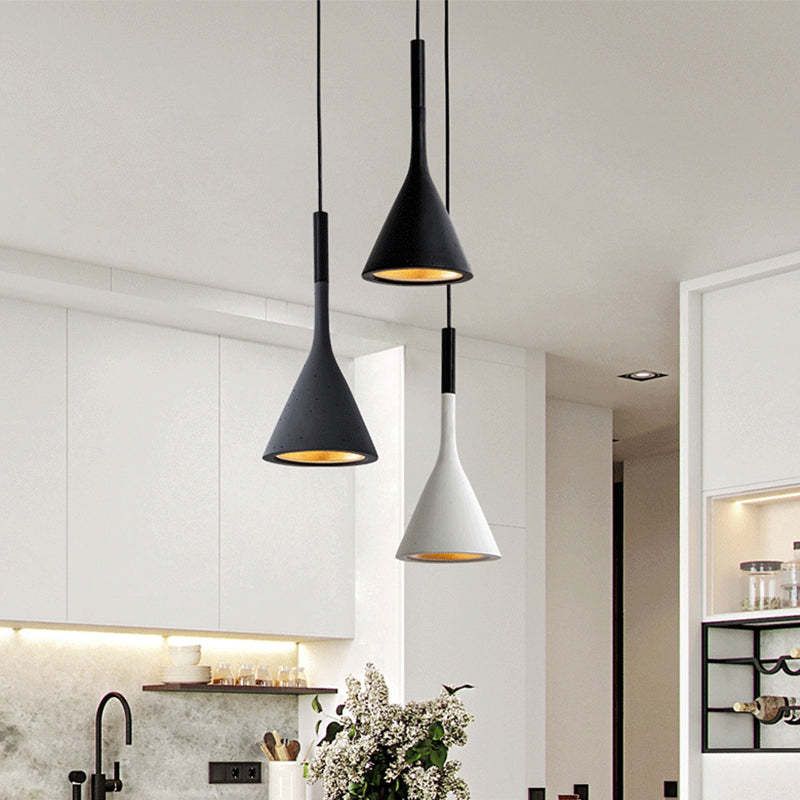 VORIC – Modern Triangle Ceiling Light