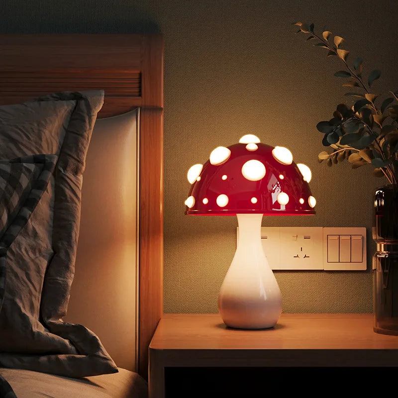 CHRYSE – Enchanting Mushroom Table Lamp