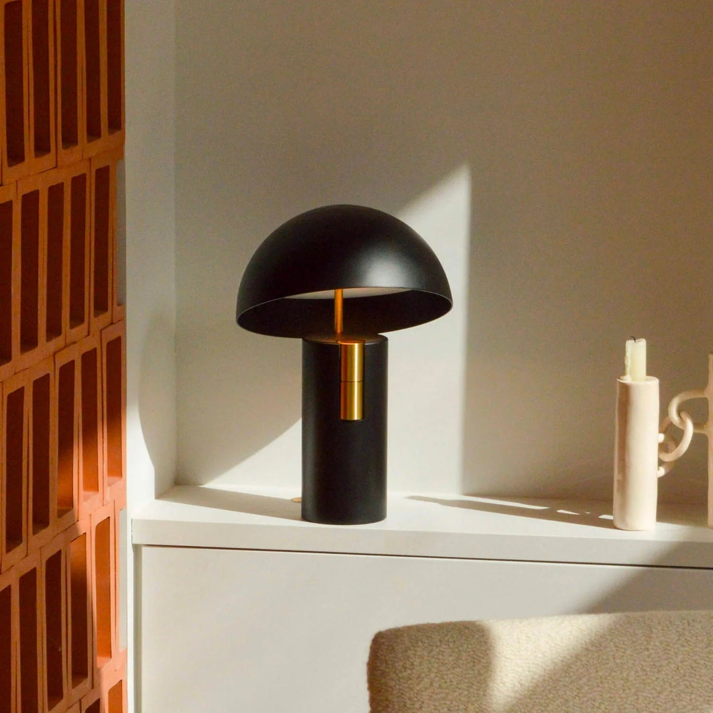 XELORY - Modern Table Lamp with Luxury Design