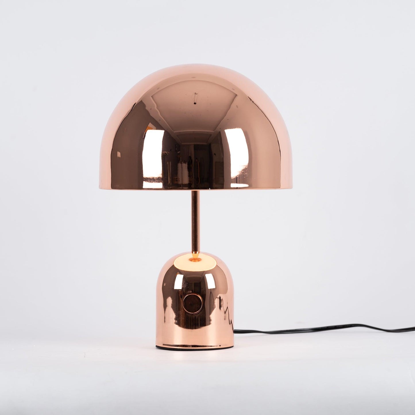 ULTRIC – Elegant Bell-Shaped Table Lamp