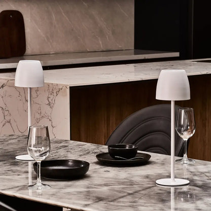 DOREAS – Elegant Dimmable Table Lamp