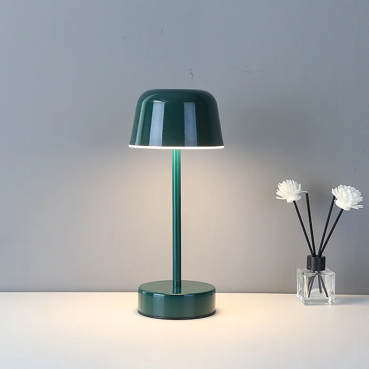 MAJESTICA - Modern LED Table Lamp