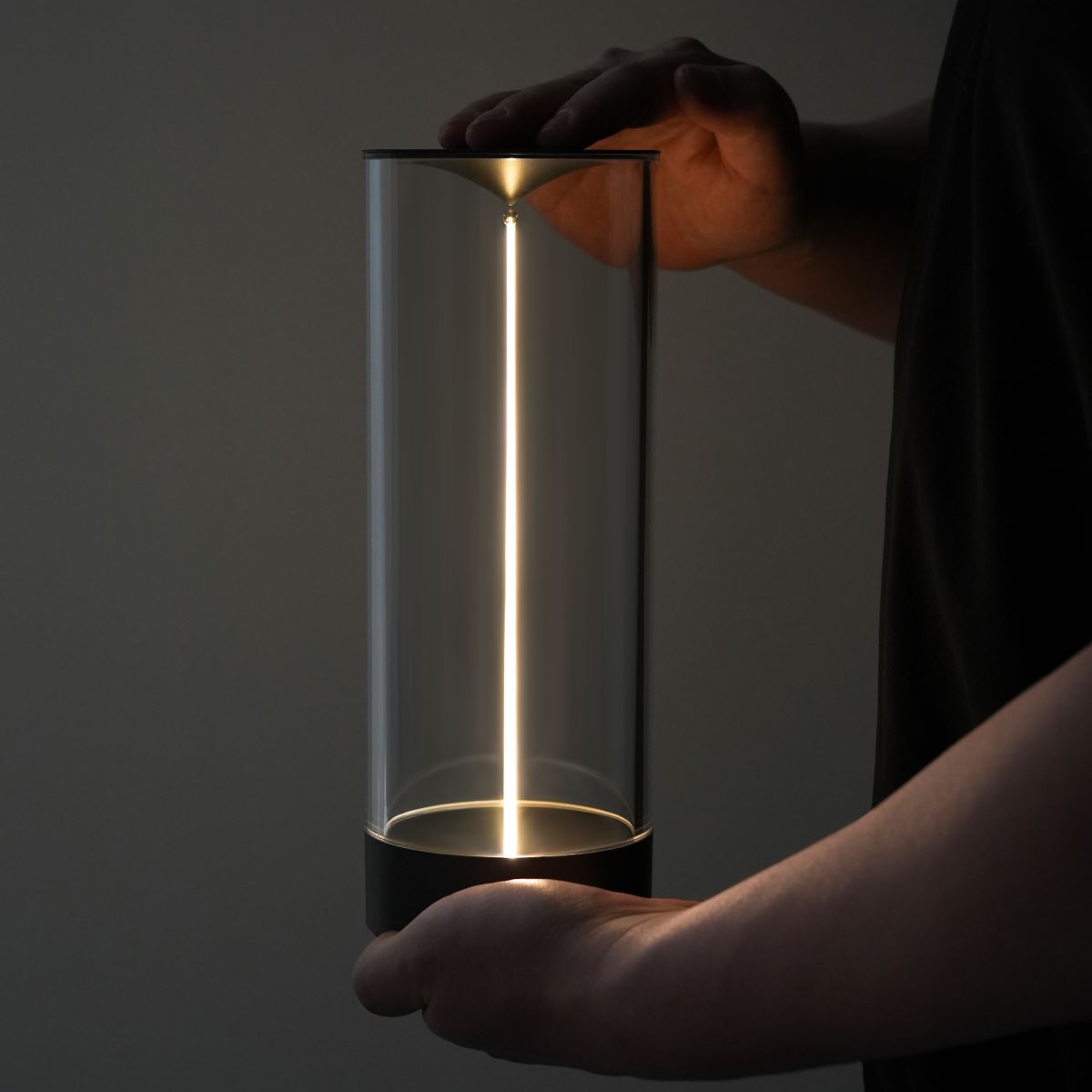 UNVEIL LightRay Table Lamp