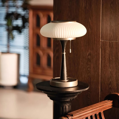 YULIG – Natural Table Lamp