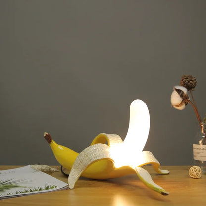 RALIF – Unique Banana Table Lamp