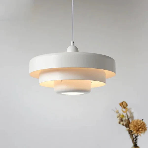 DYNAQ – Halo-Inspired Ceiling Light