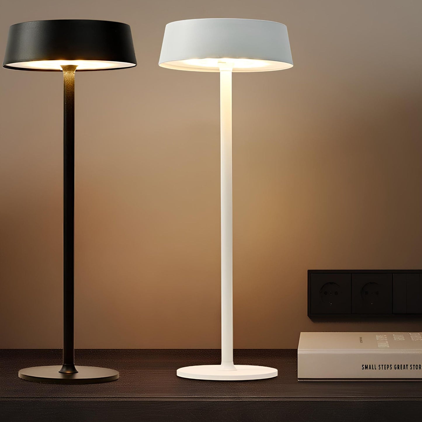 AURA Modern Table Lamp