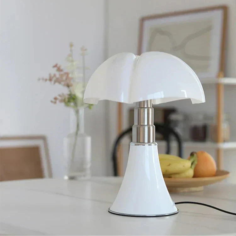 WELYSS – Modern Classic Table Lamp