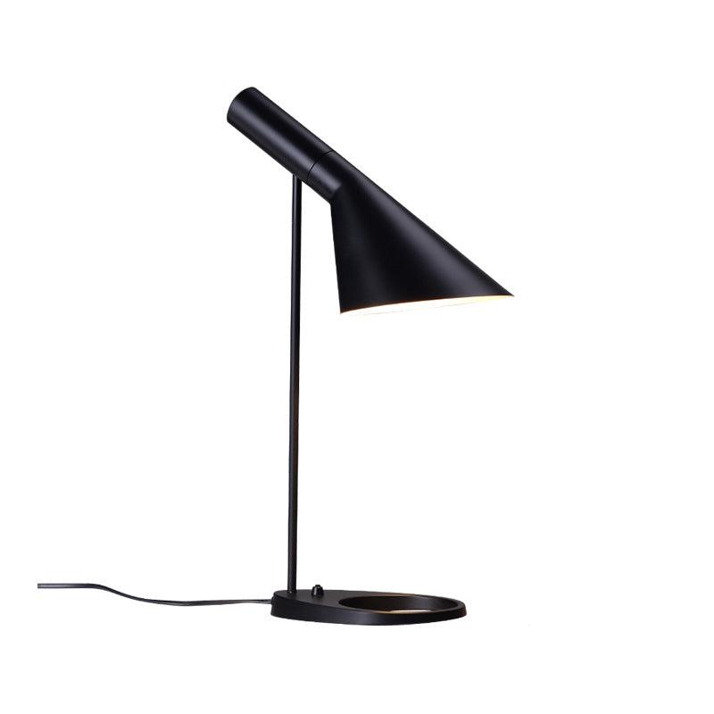 DARIOS - Sleek Lighting LED Table Lamp