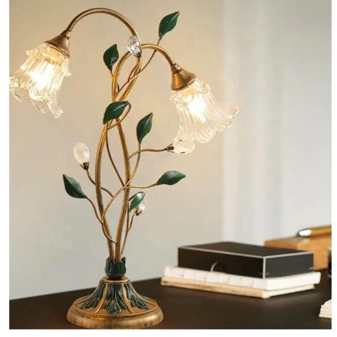 LUMARO – Modern Floral Table Lamp