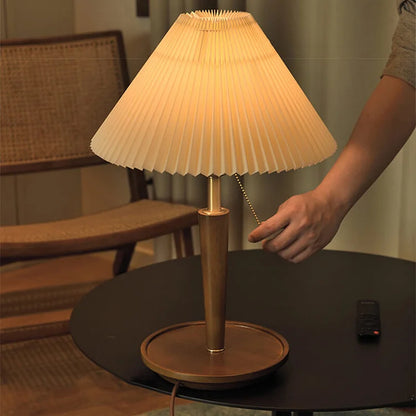 ILLUMINAD – Retro Wooden Table Lamp