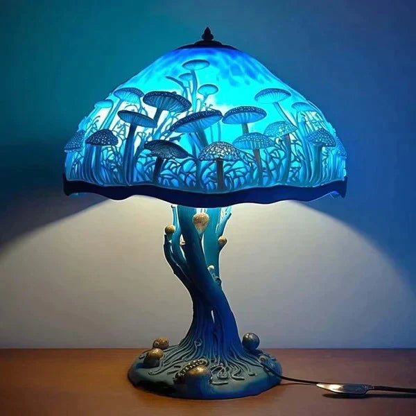 XERIUM-Stained-Glass-Table-Lamp