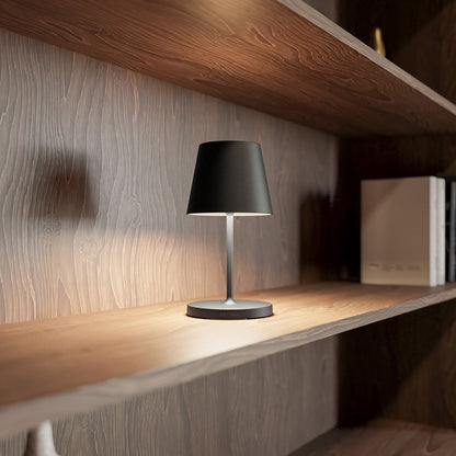 TEXUM – Timeless Modern LED Table Lamp