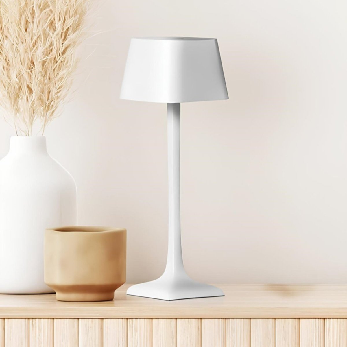 YESTERM – Sleek & Rechargeable Table Lamp