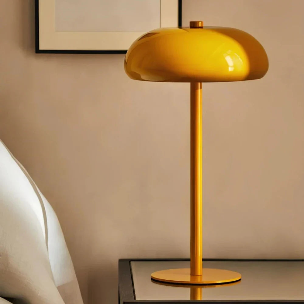 ULTRAL - Modern Retro Table Lamp